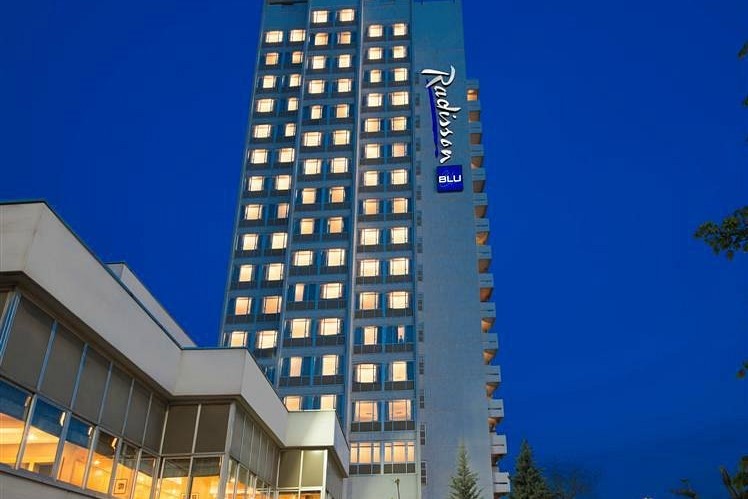 radisson-blu-hotel 3X2