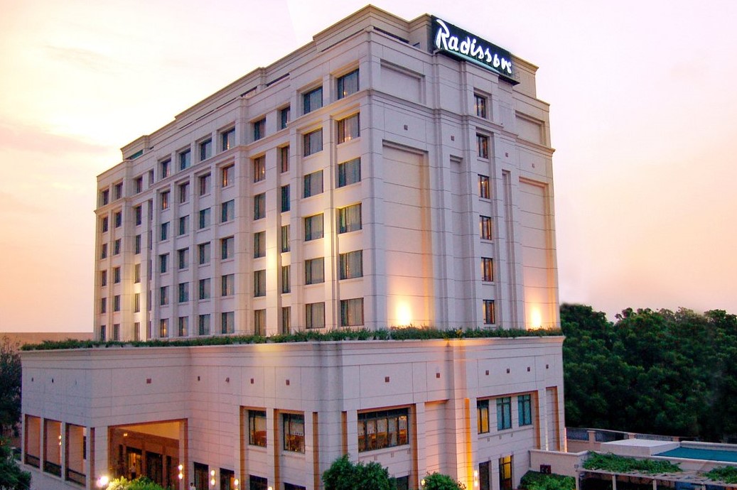 radisson-hotel-varanasi 3X2